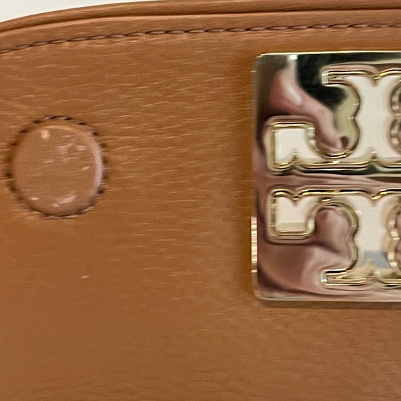 Tory Burch Small Miller Crossbody - Picture 4 of 15